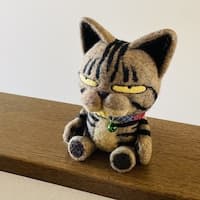 羊毛フェルト桃丸